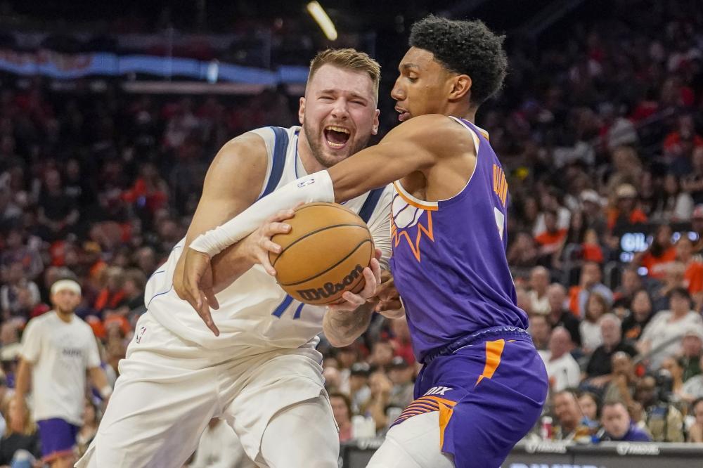 掘金险胜雄鹿108-104，森林狼绝杀马刺，西部最新排名出炉