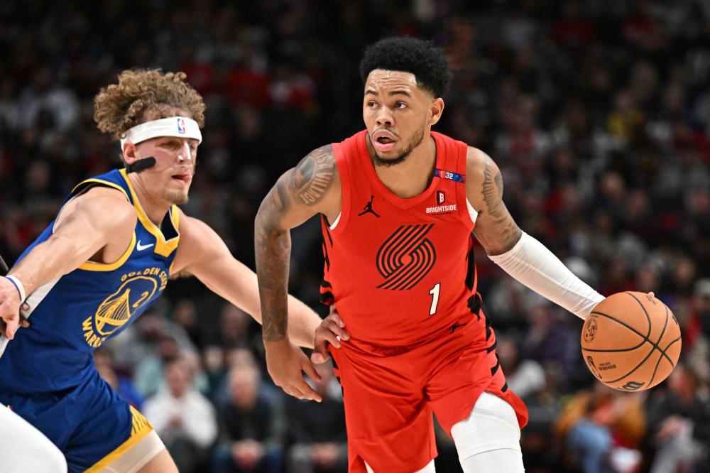 ▶️正在直播 ｜ 士气正盛的巴萨有望打破皇马主场魔咒 🆚皇马vs巴萨 ⏱️12：30 📍Movistar体育馆 🏀第14轮 ｜ 西班牙篮球甲级联赛 👇通过SPORT平台实时观赛 来源：每日体育报